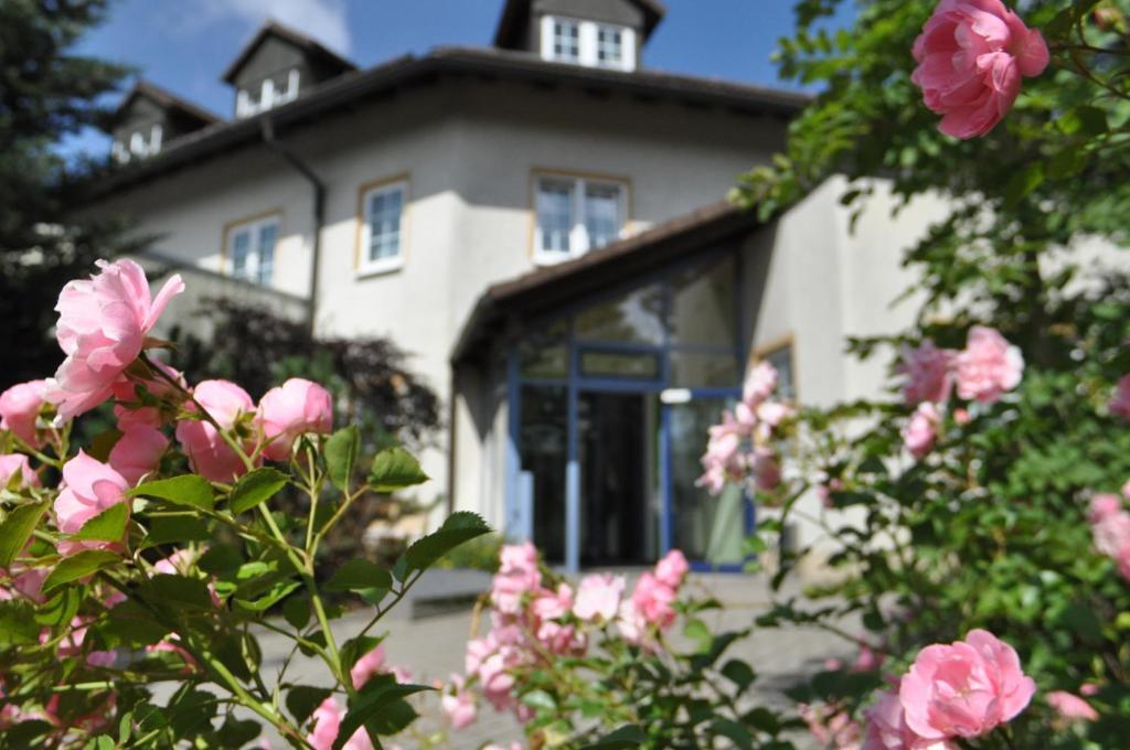 Rennsteighotel Herrnberger Hof Neuhaus am Rennweg Buitenkant foto